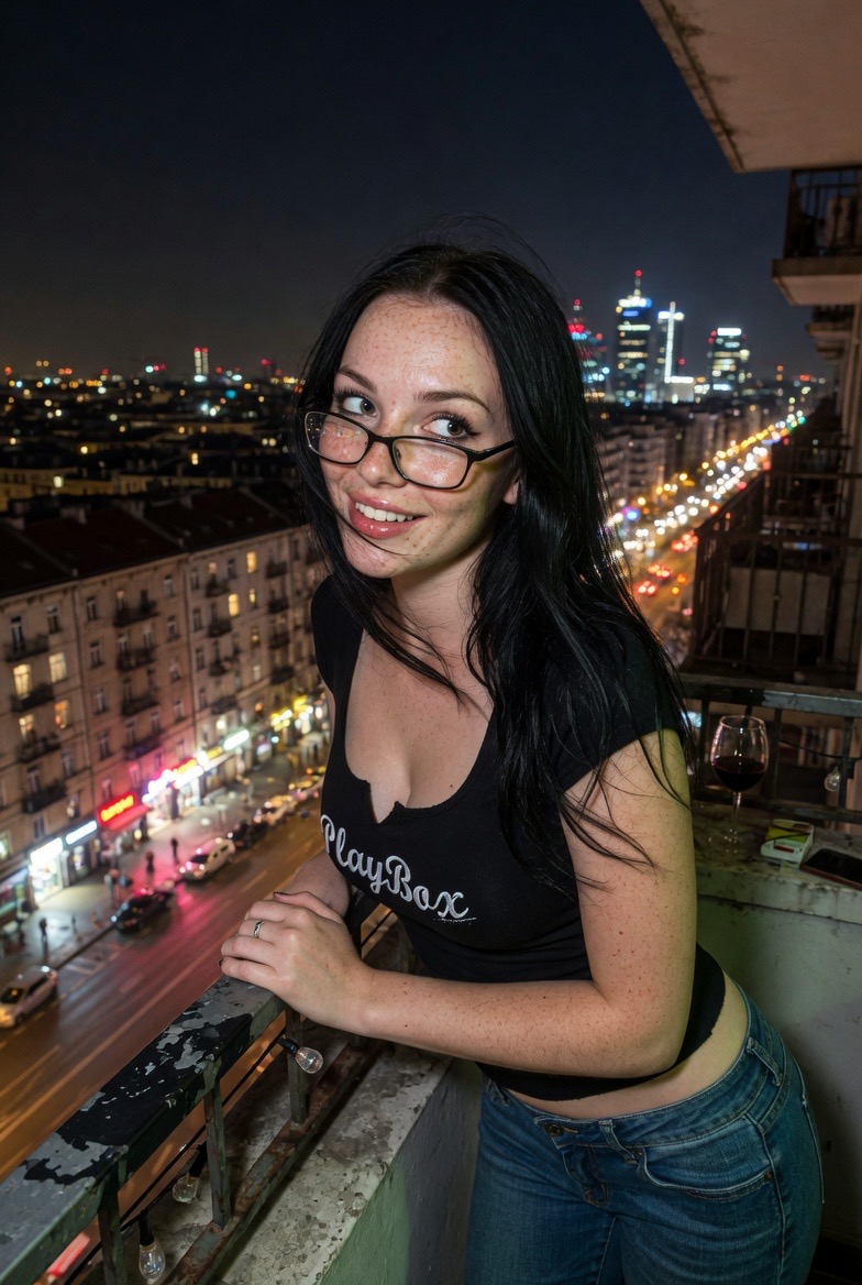 Close Tits to Face Tilt Up Cum