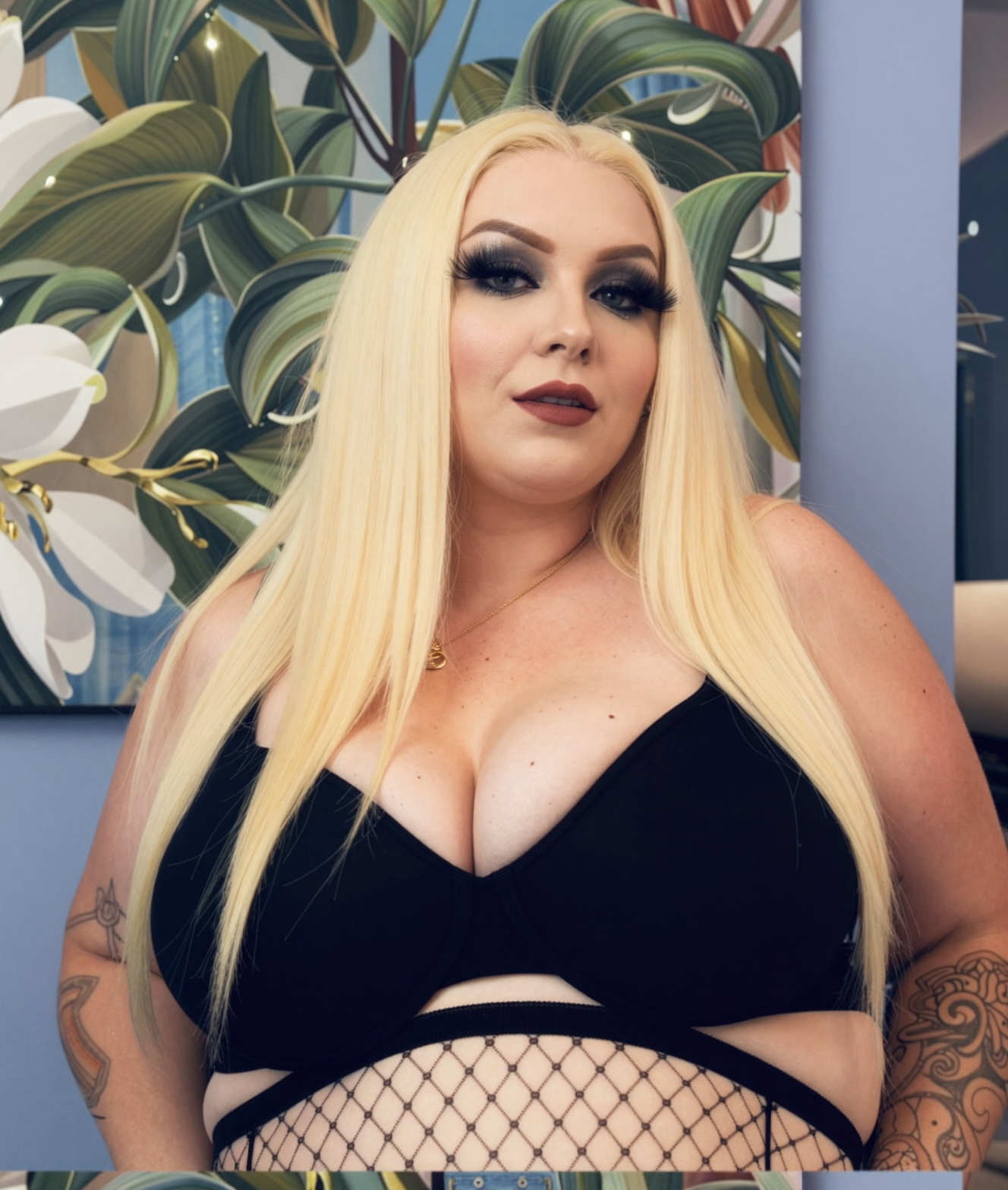 Chubby Fishnet Footjob